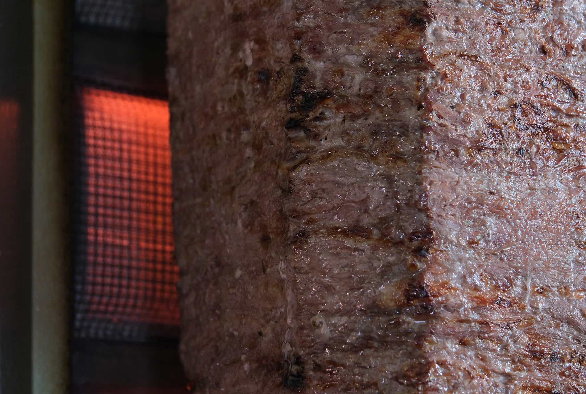 Haga Döner Menüsü: Geleneksel Lezzetler ve Özel Tatlar